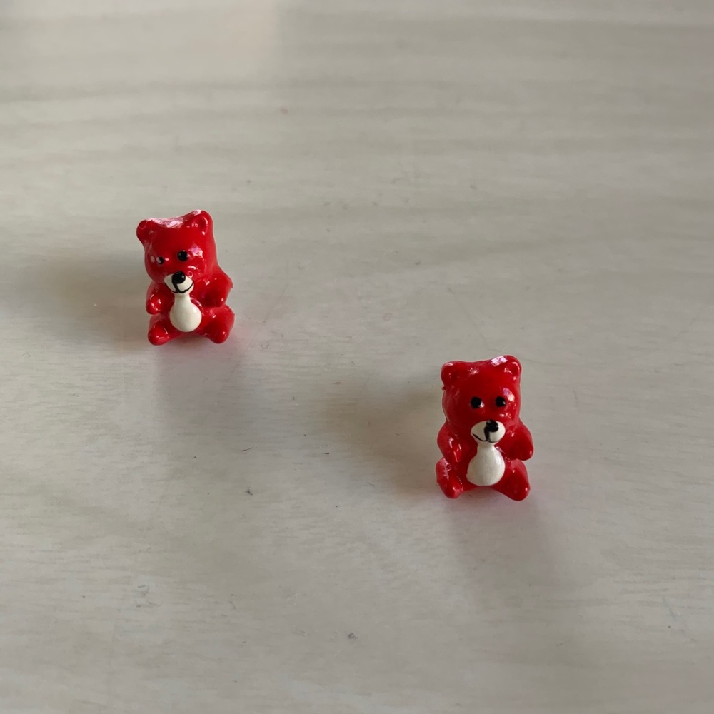 Vintage acrylic gummy bear stud earrings in red